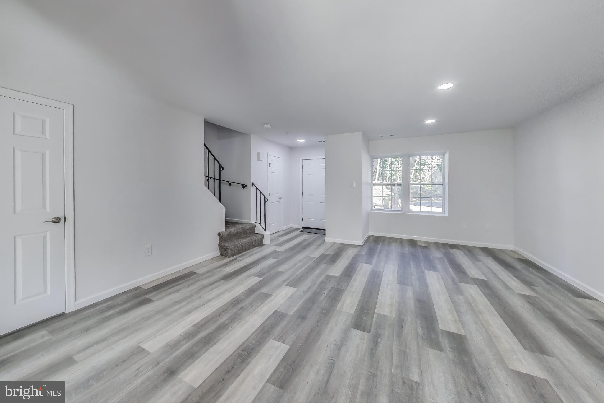 1021 HUNTSWORTH COURT