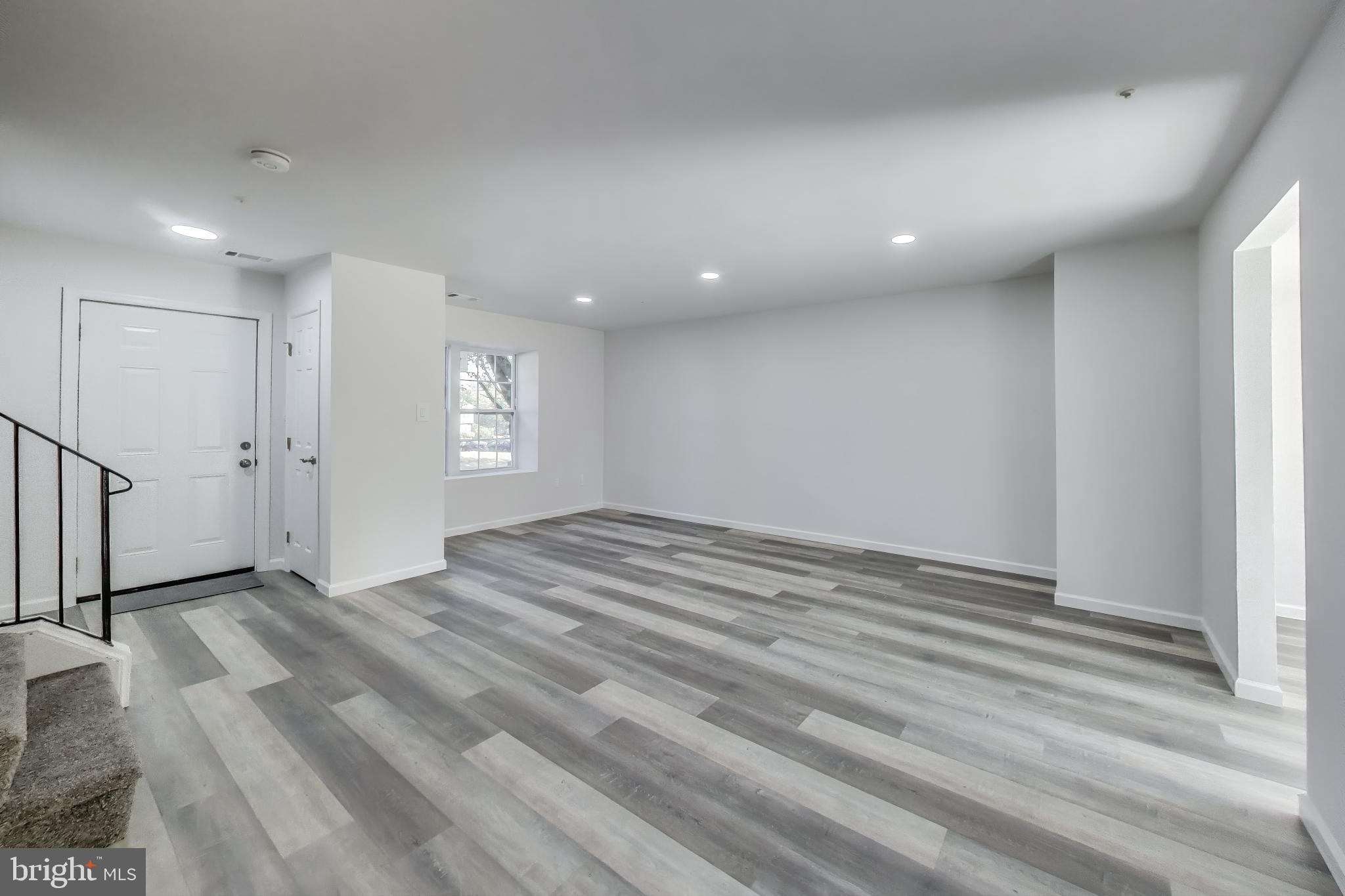 1021 HUNTSWORTH COURT