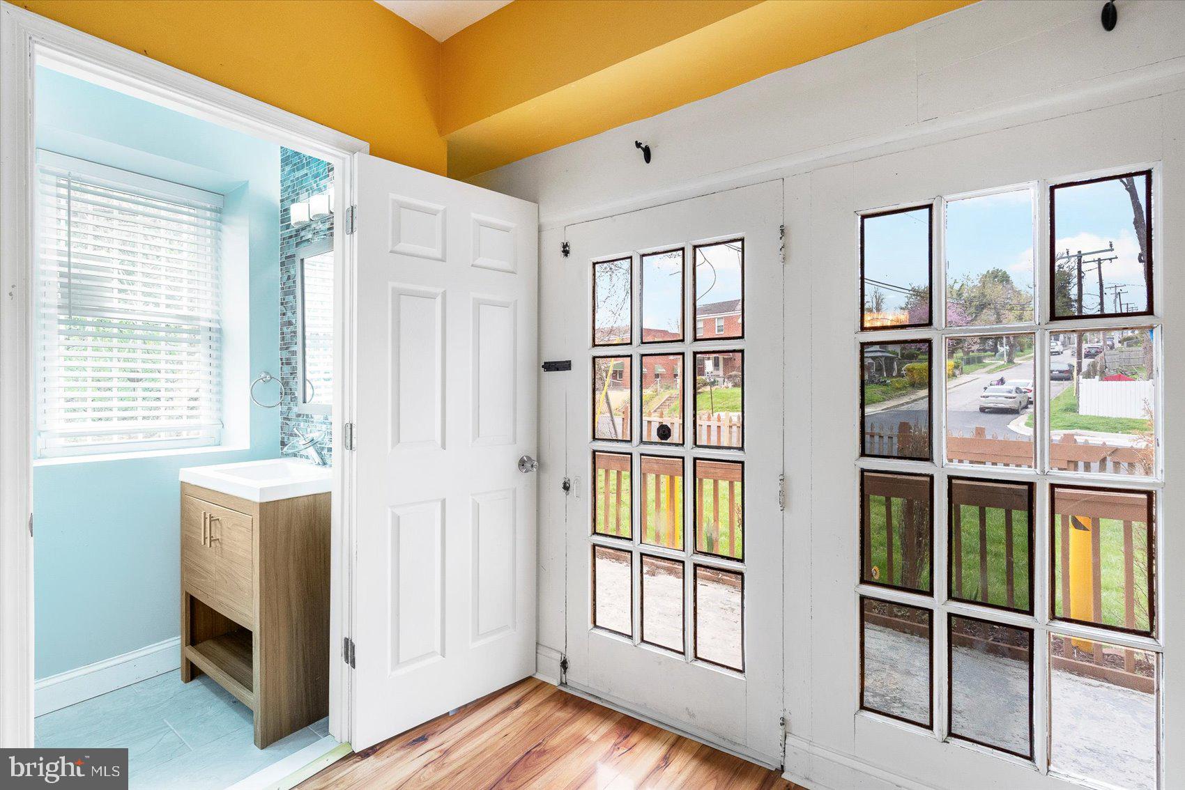 GREENSPRING - Residential