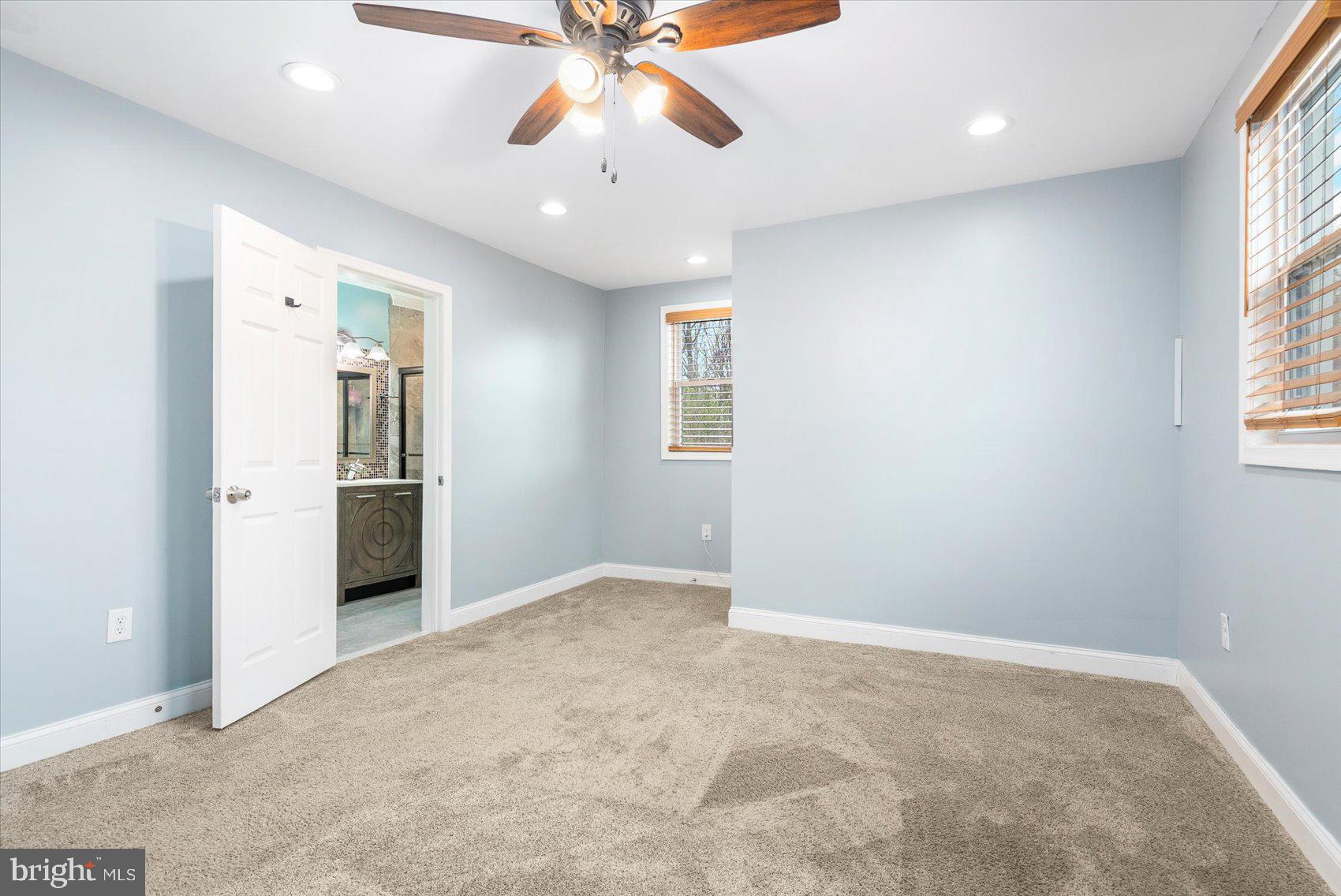 GREENSPRING - Residential