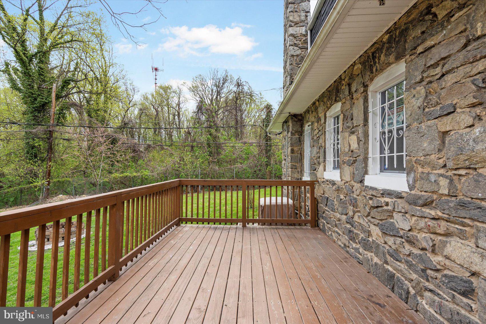 GREENSPRING - Residential