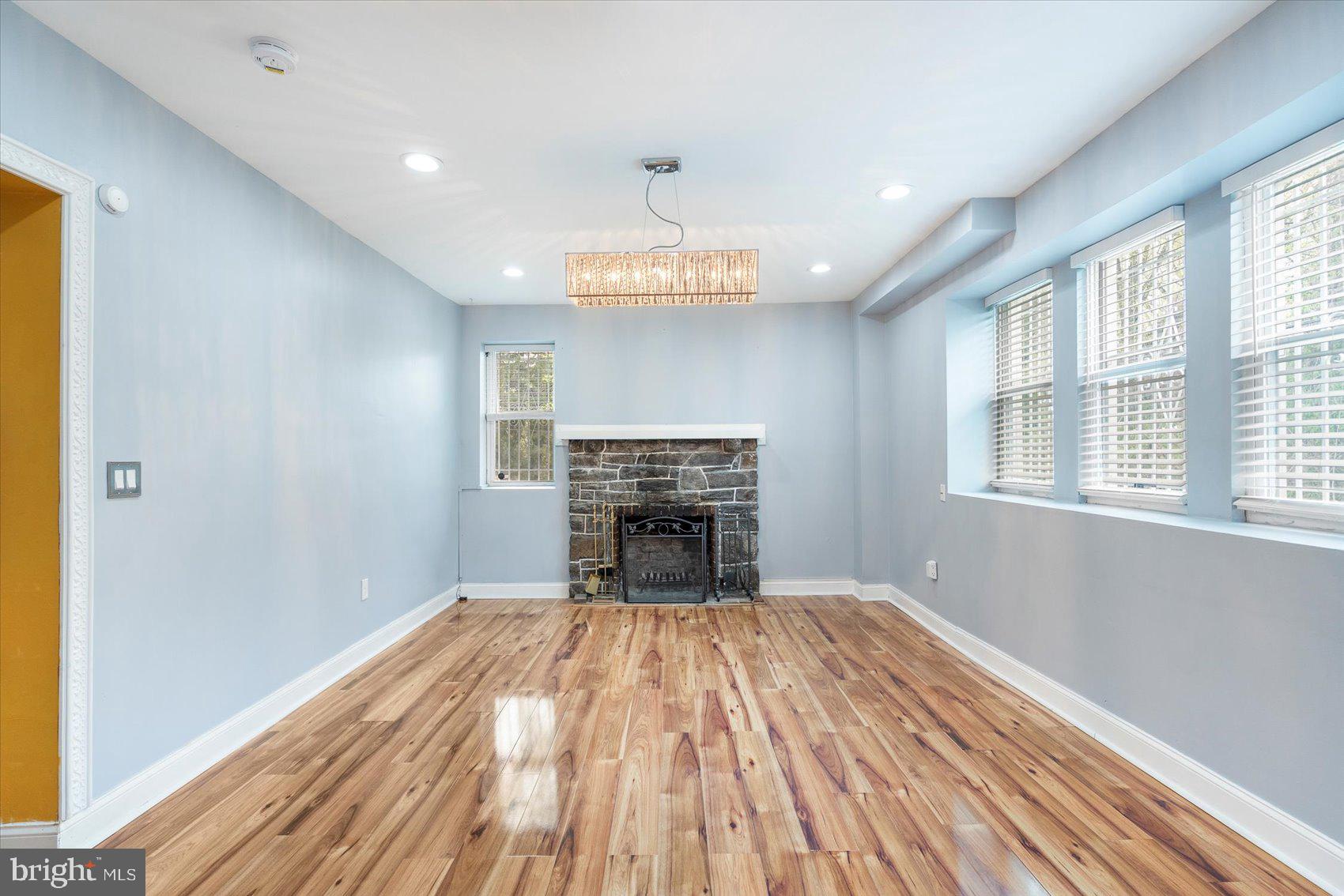 GREENSPRING - Residential