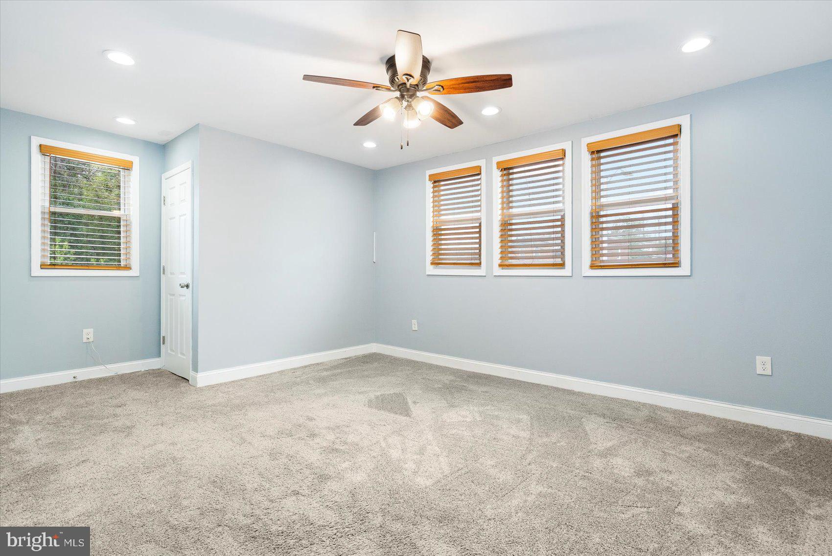 GREENSPRING - Residential