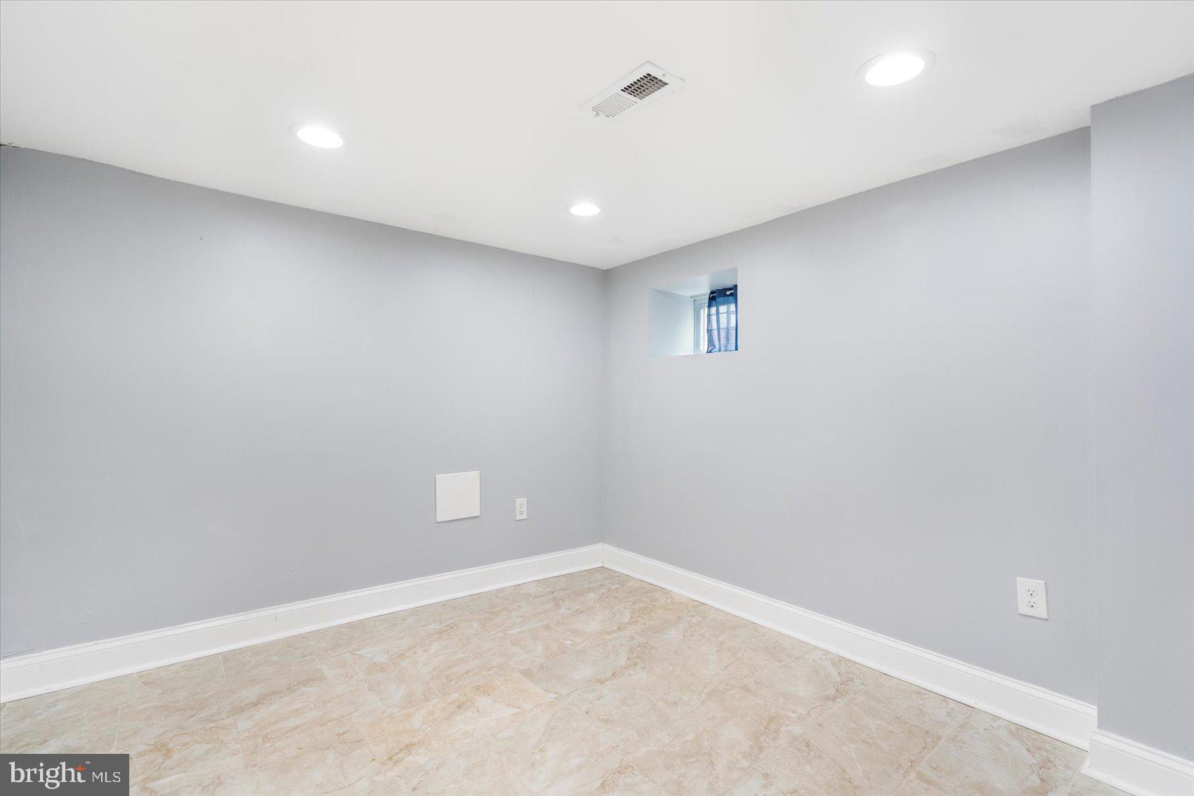 GREENSPRING - Residential