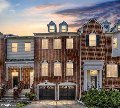 Photo of 104 Waters Landing, STAFFORD, VA 22554 (MLS # VAST2049230)