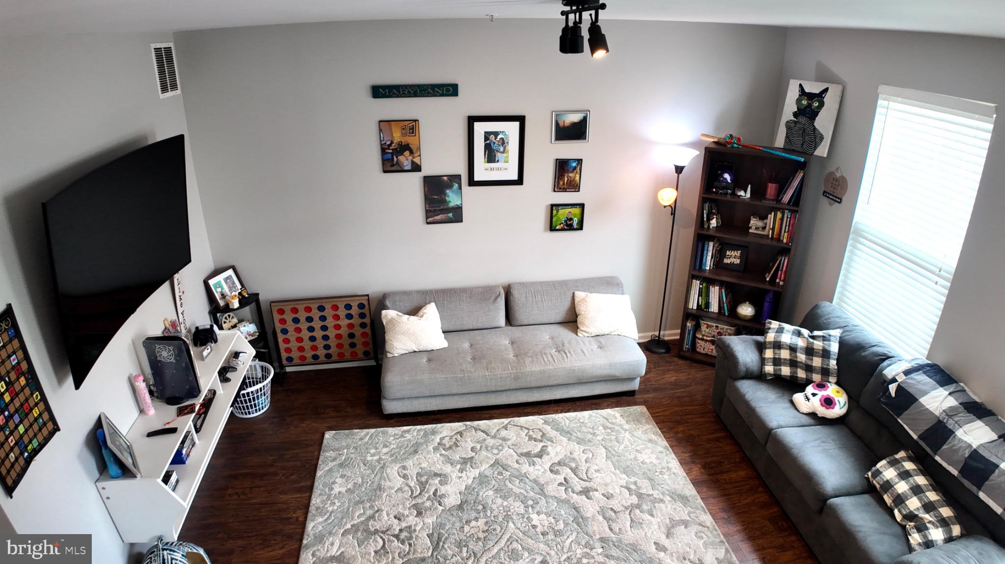 TANYARD SHORES - Residential