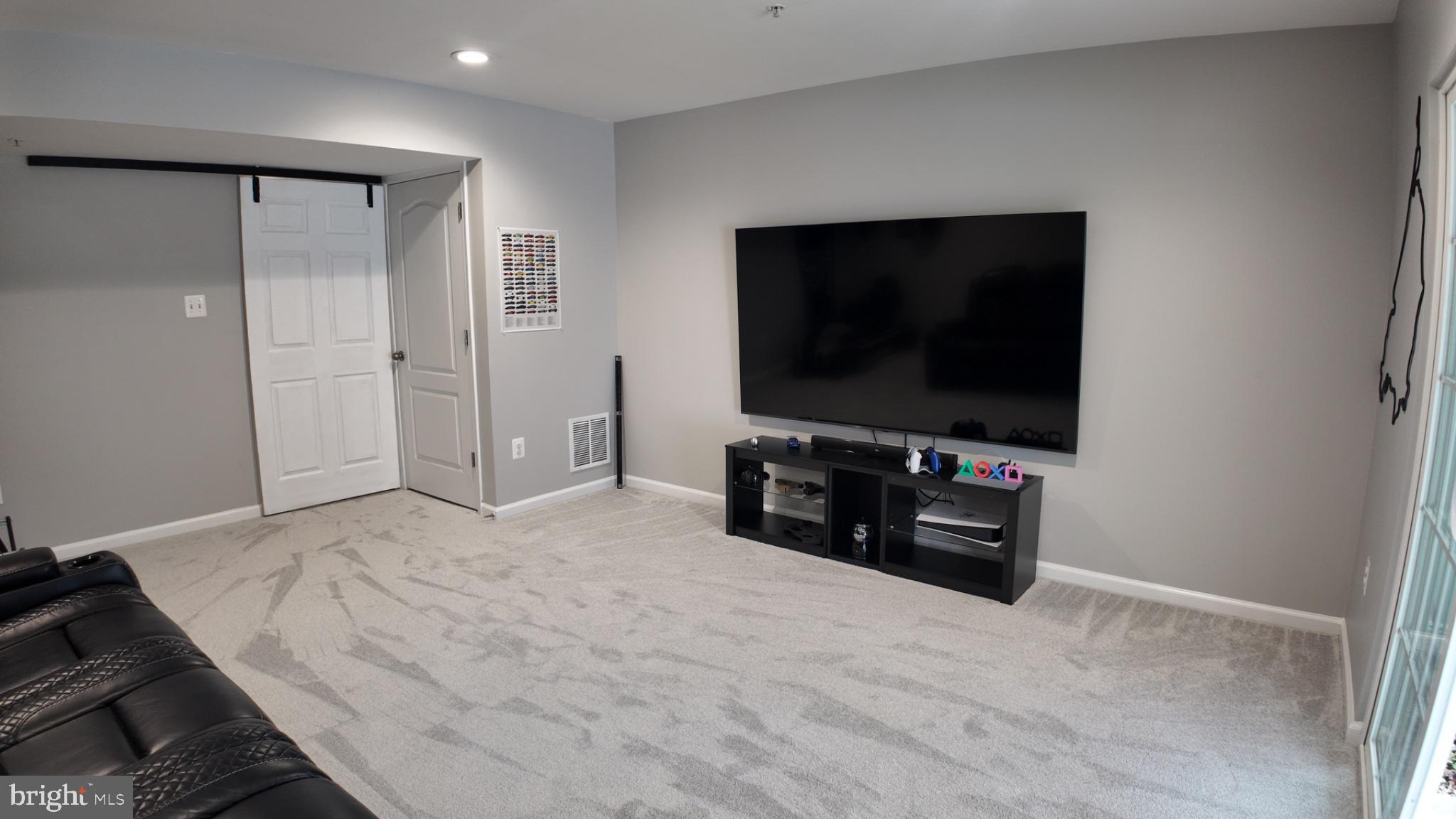 TANYARD SHORES - Residential