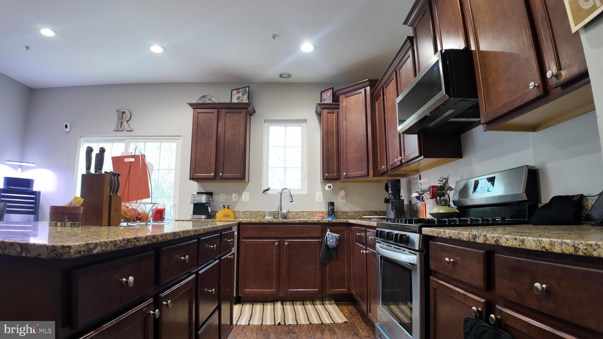 TANYARD SHORES - Residential