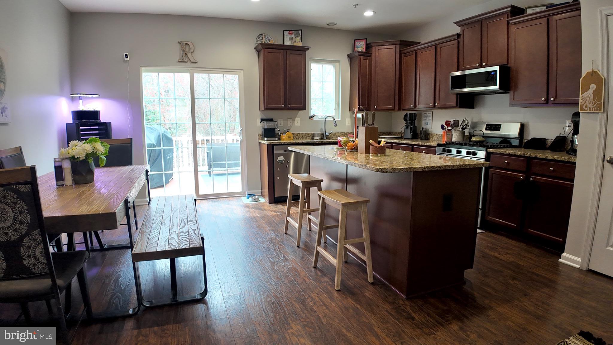 TANYARD SHORES - Residential