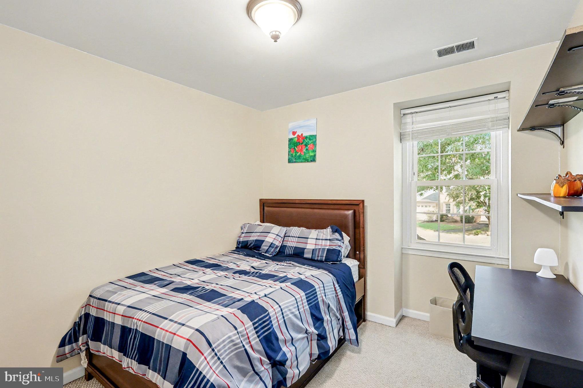 FRANKLIN GLEN - Residential