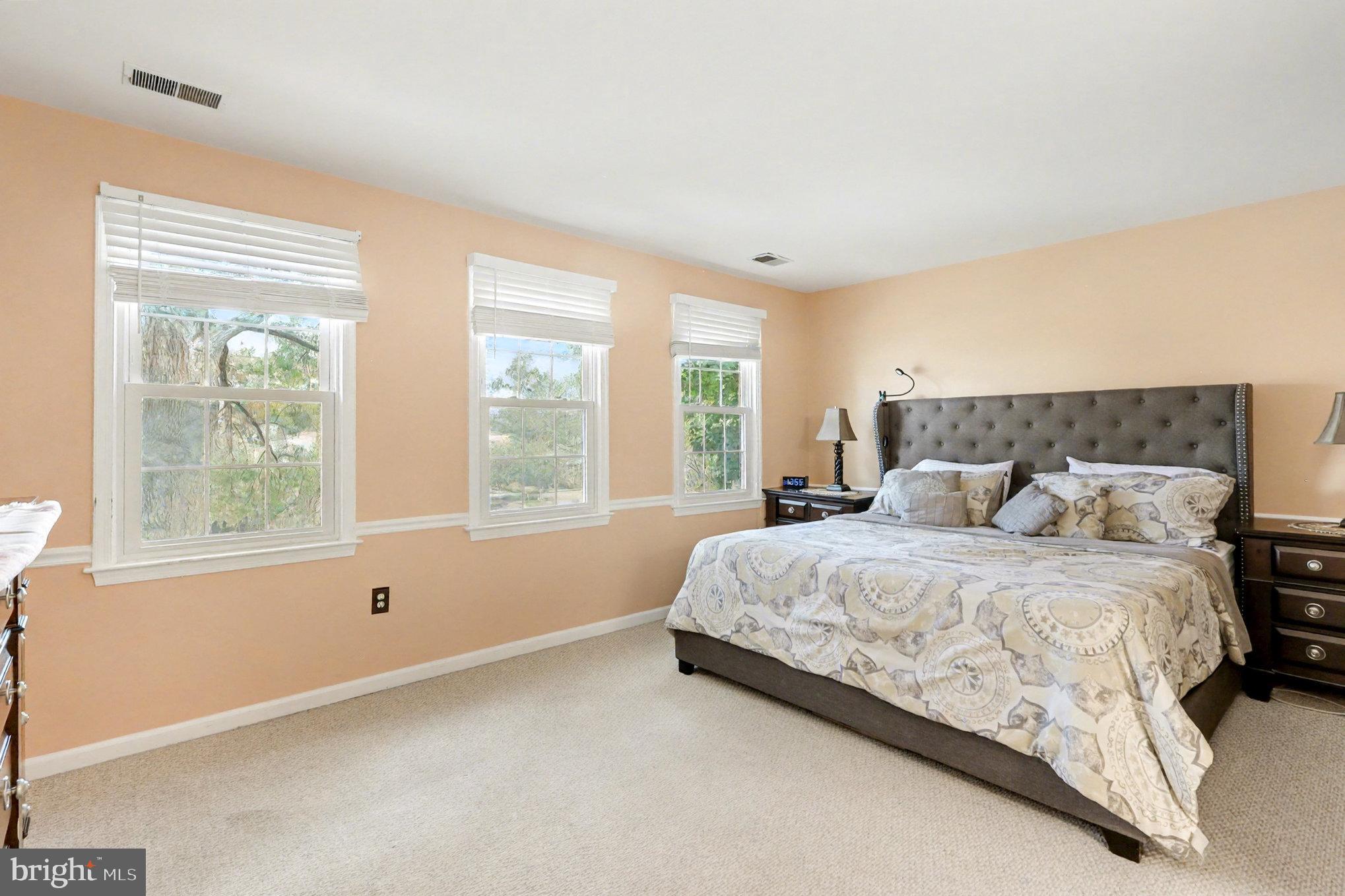 FRANKLIN GLEN - Residential