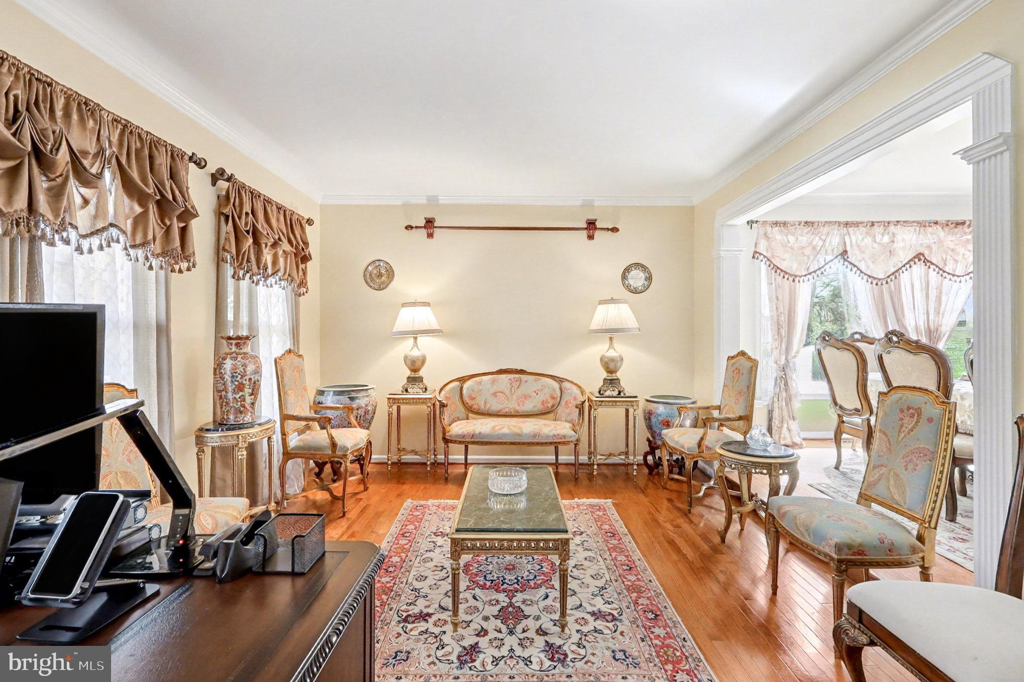 FRANKLIN GLEN - Residential