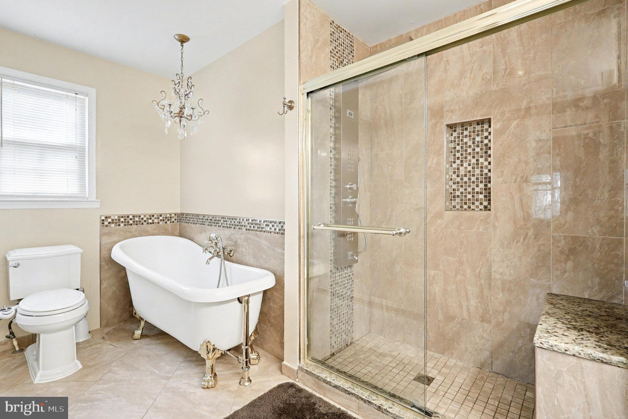 FRANKLIN GLEN - Residential