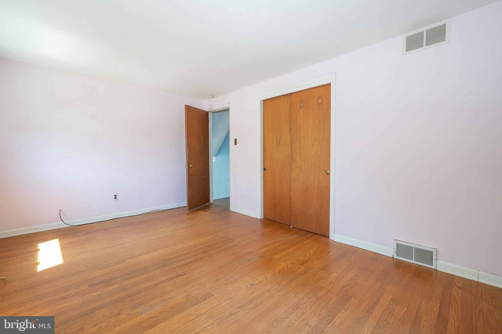 SOUTH WAYNE - Residential