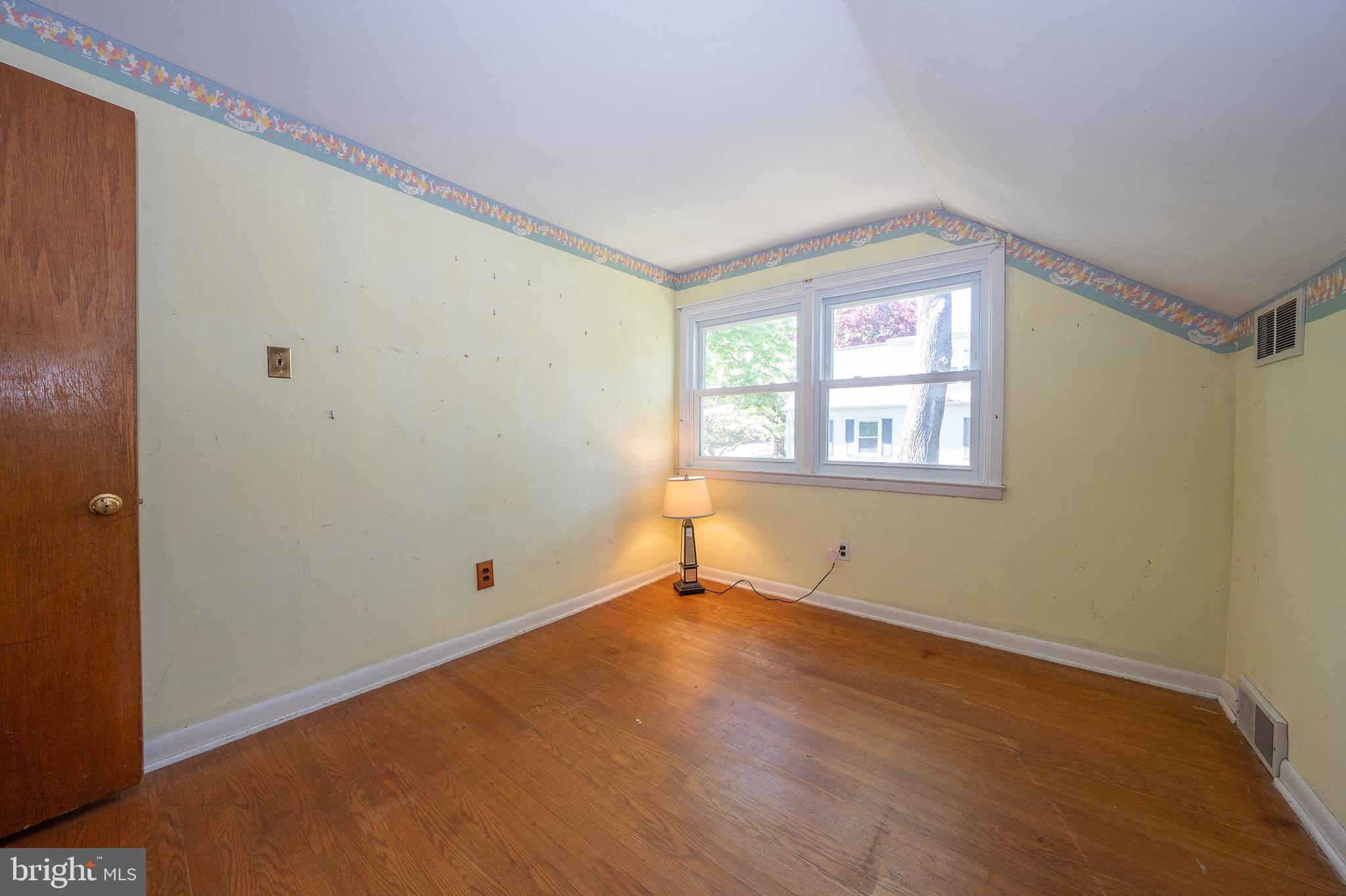 SOUTH WAYNE - Residential