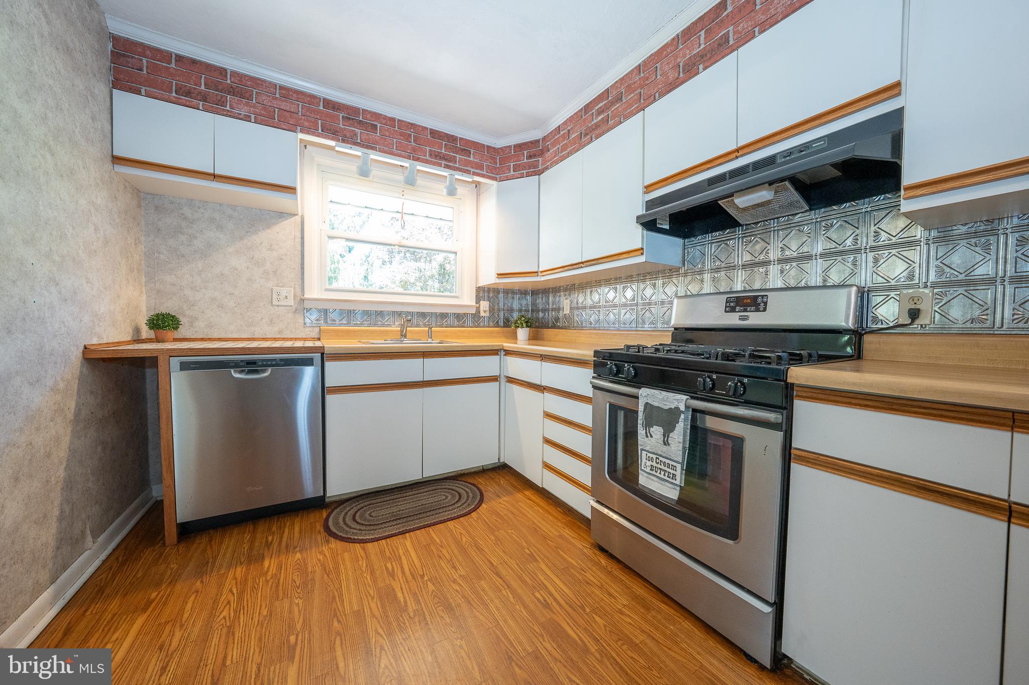 SOUTH WAYNE - Residential