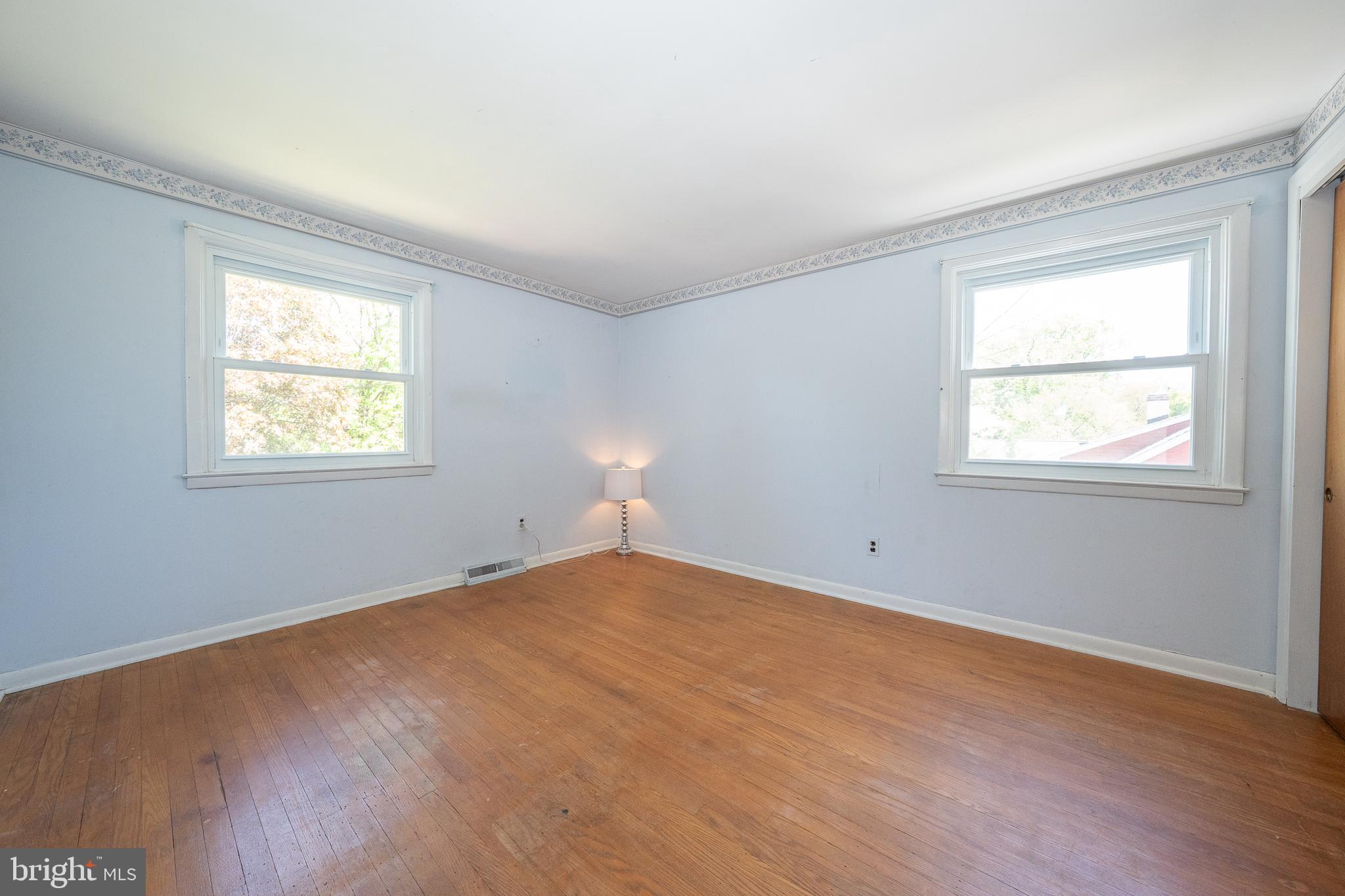 SOUTH WAYNE - Residential