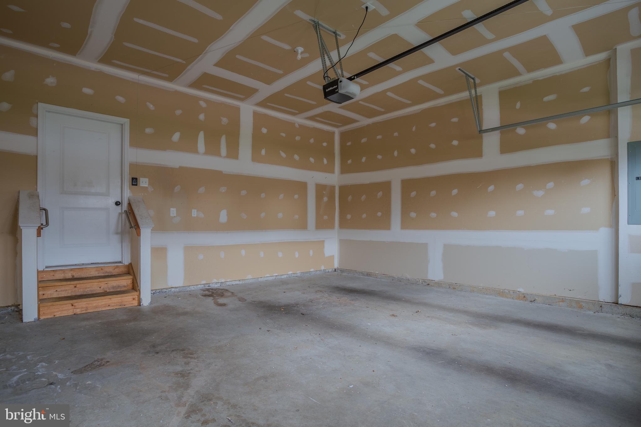 SHENANDOAH SPRINGS - Residential