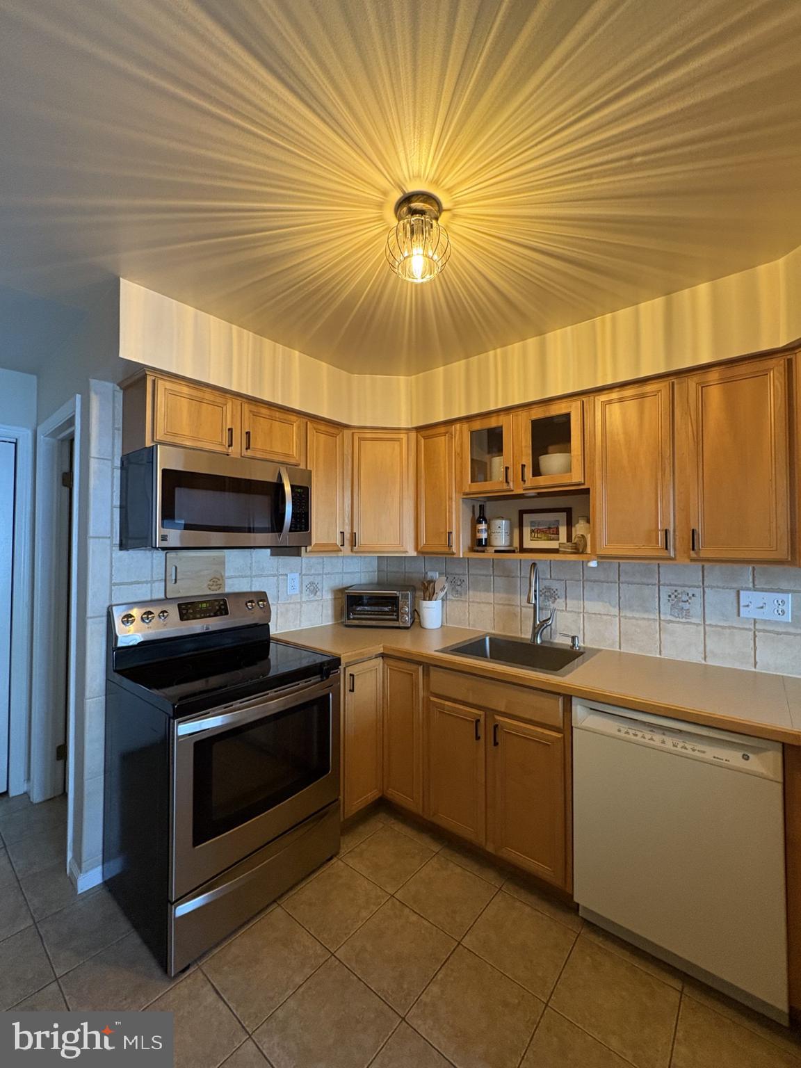 BROOKSIDE - Residential