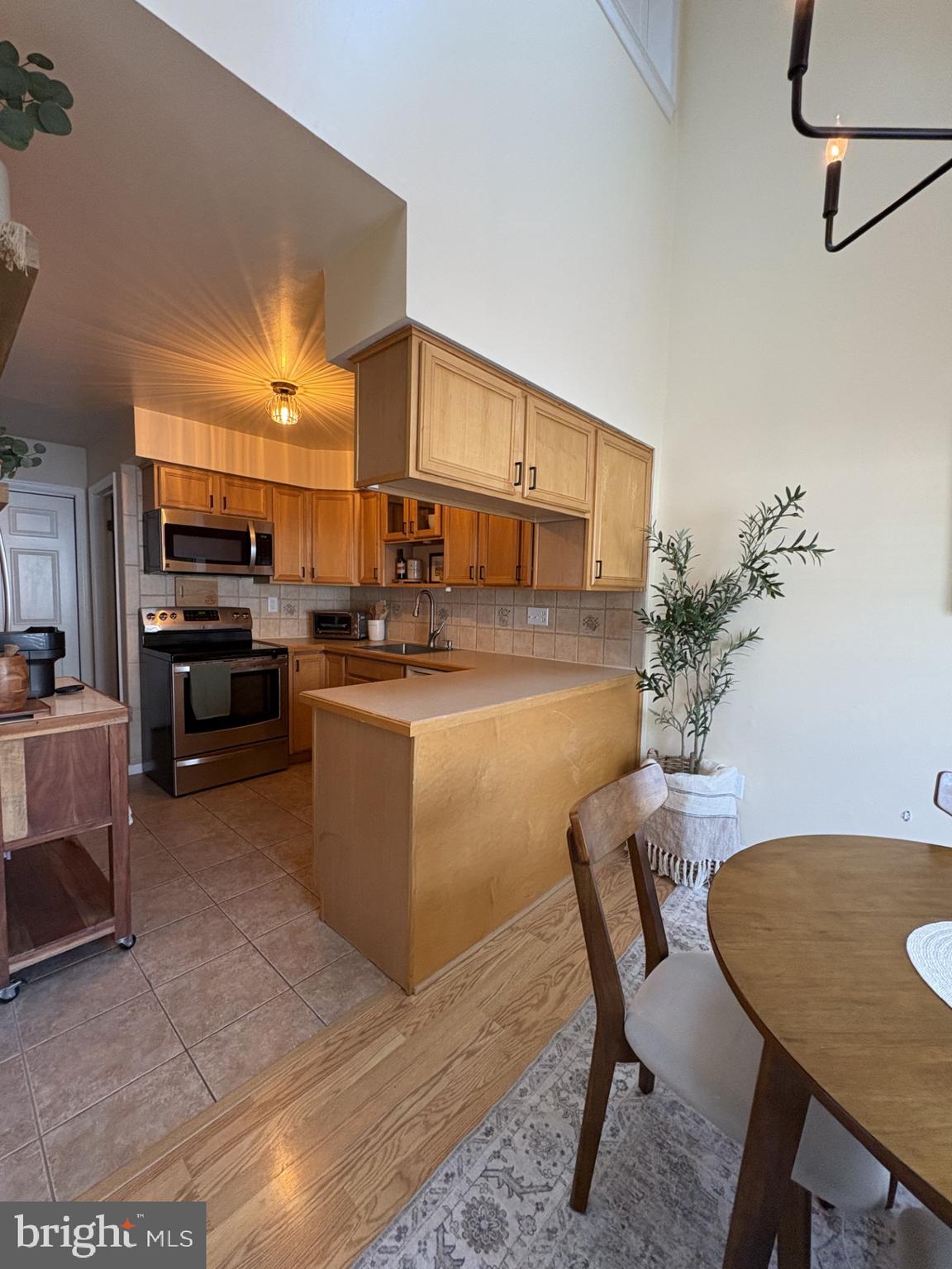 BROOKSIDE - Residential