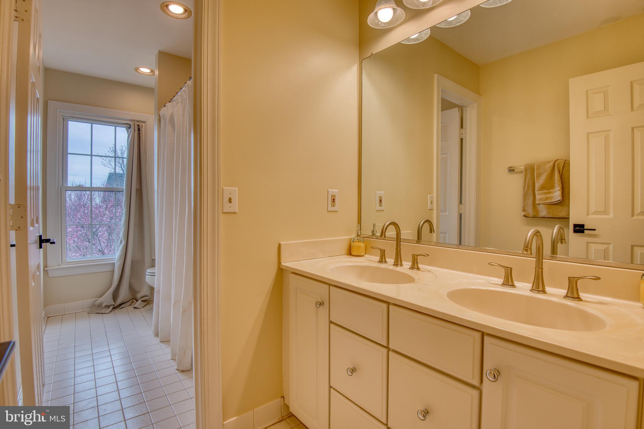 NEELSVILLE ESTATES - Residential