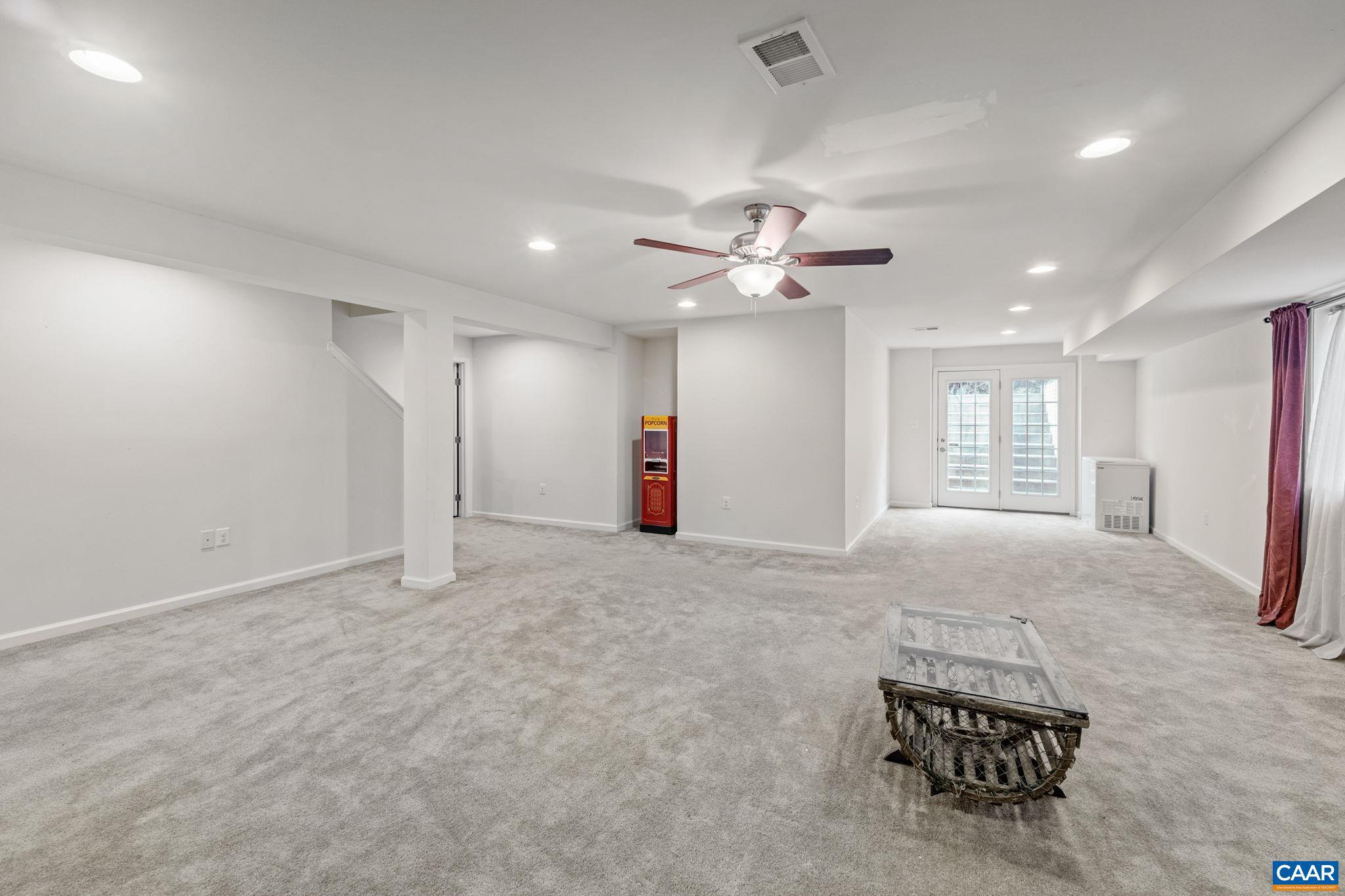 SPRING CREEK - Residential