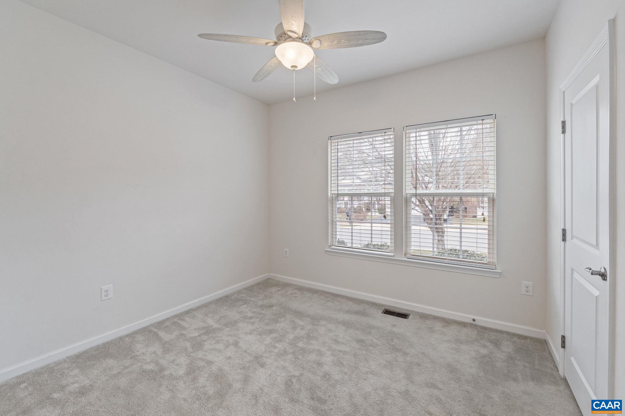 SPRING CREEK - Residential