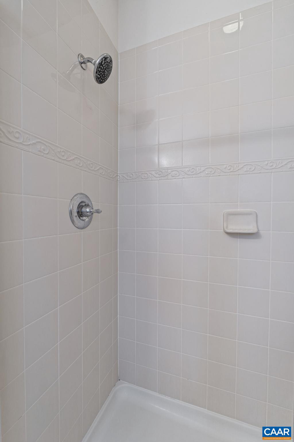 SPRING CREEK - Residential