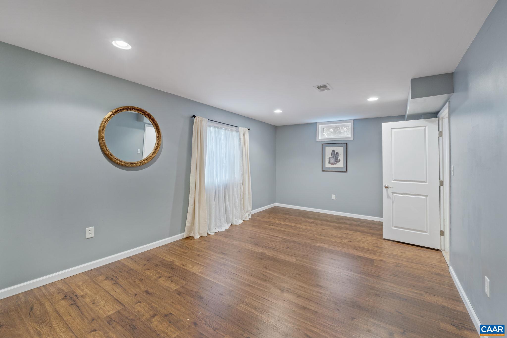 SPRING CREEK - Residential