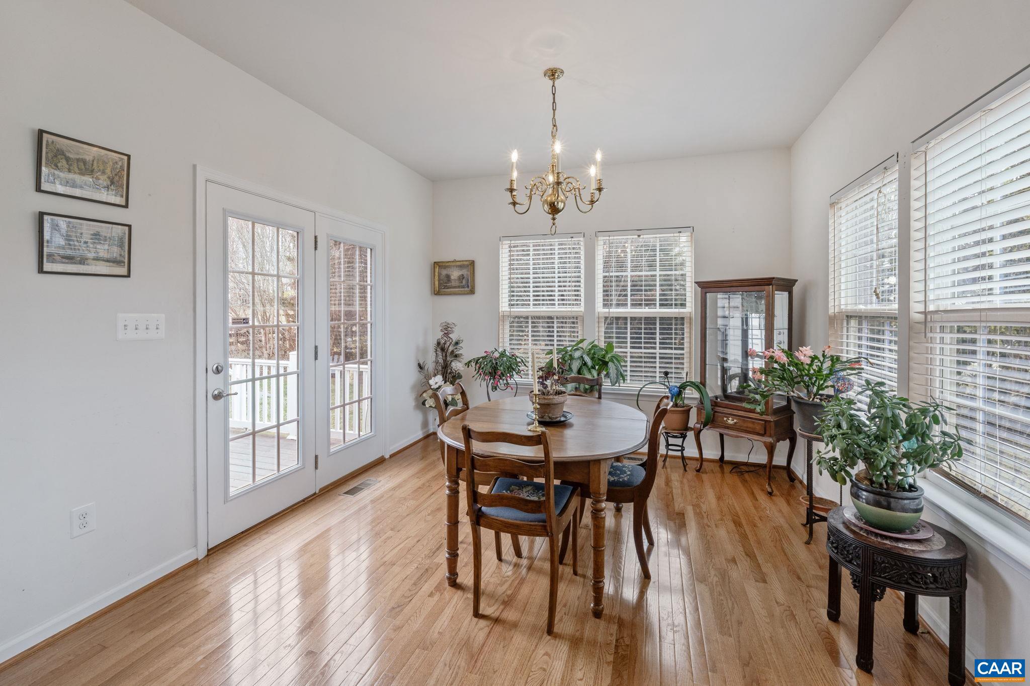 SPRING CREEK - Residential