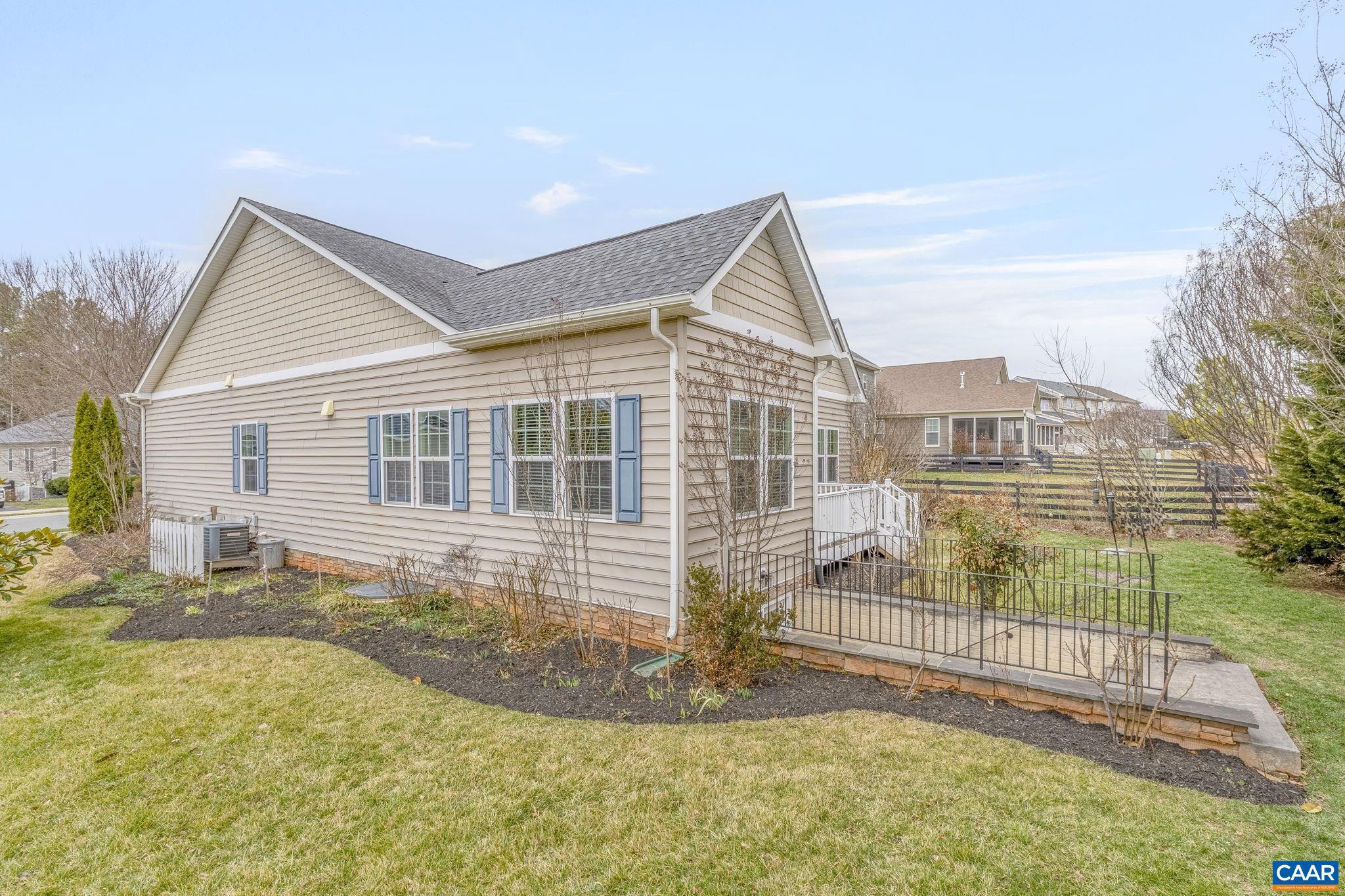 SPRING CREEK - Residential