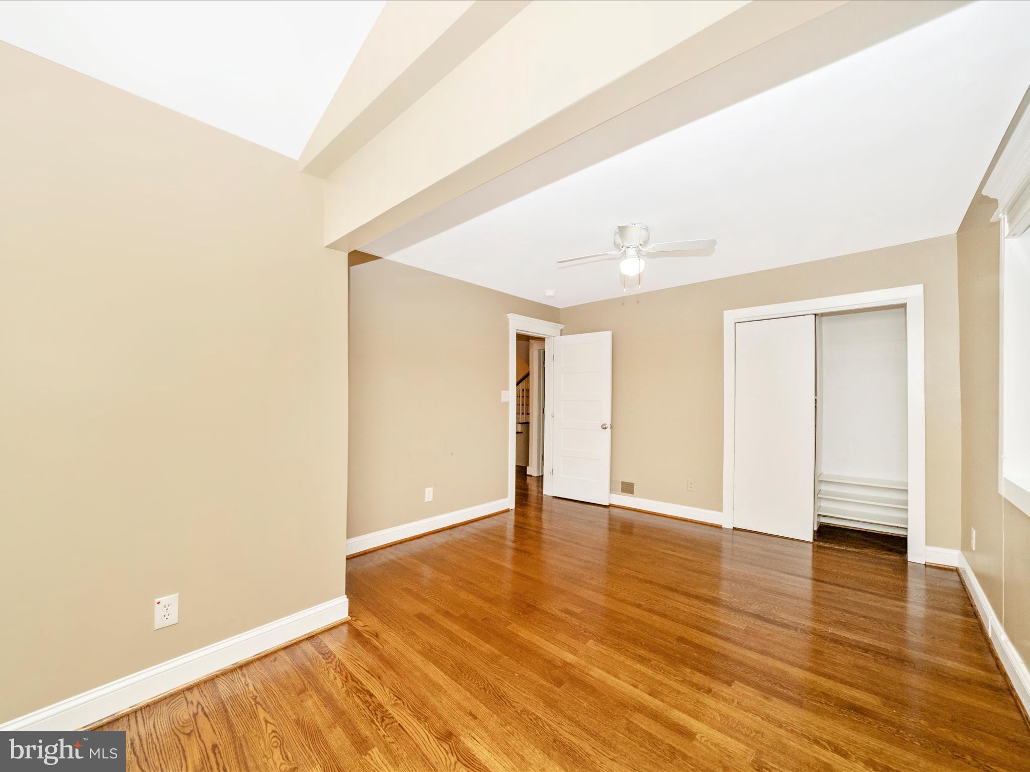 HILLANDALE - Residential