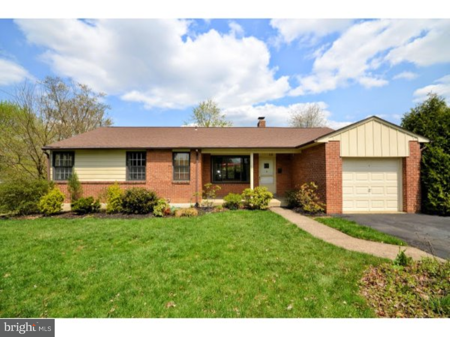 NORTH HILLS - Residential