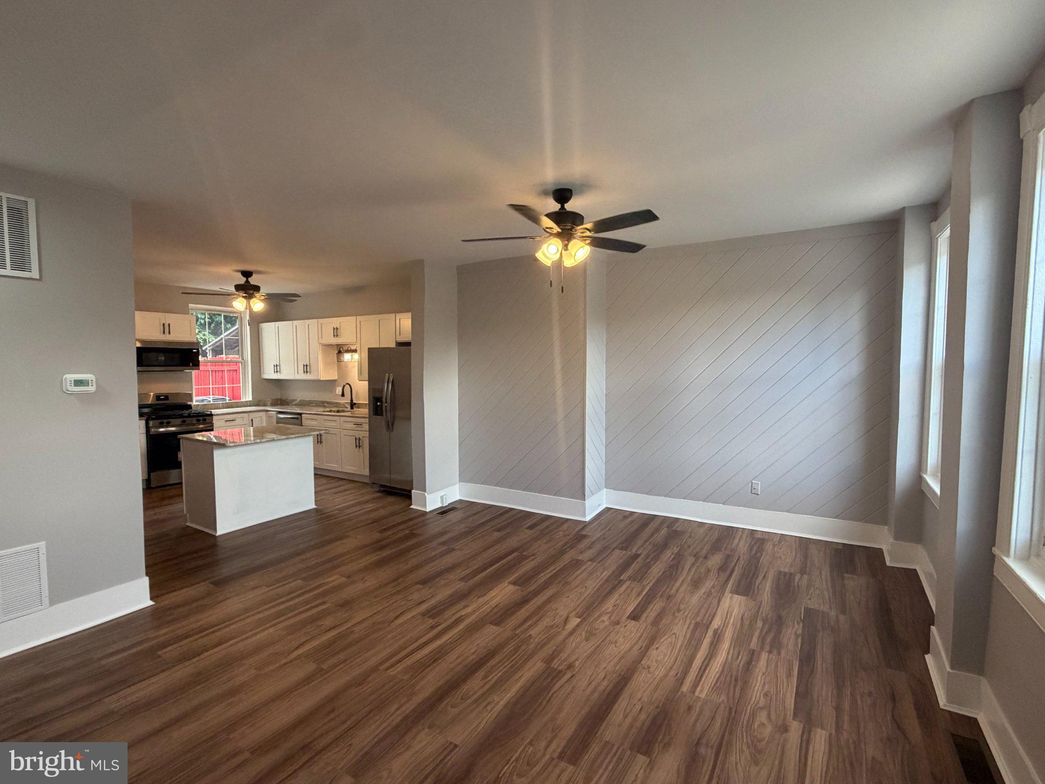 322 S FRONT STREET