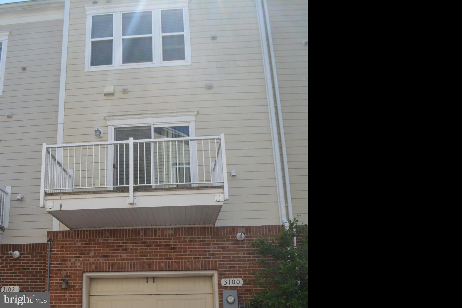 METROWEST - Residential Lease