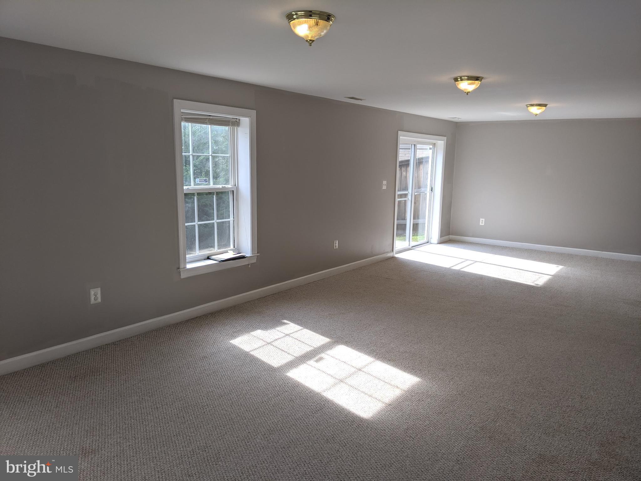 LAUREL HIGHLANDS - Residential Lease