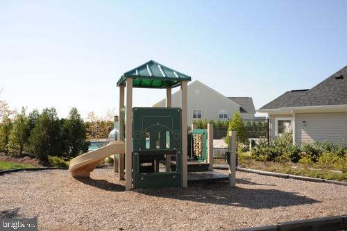 LAUREL HIGHLANDS - Residential Lease