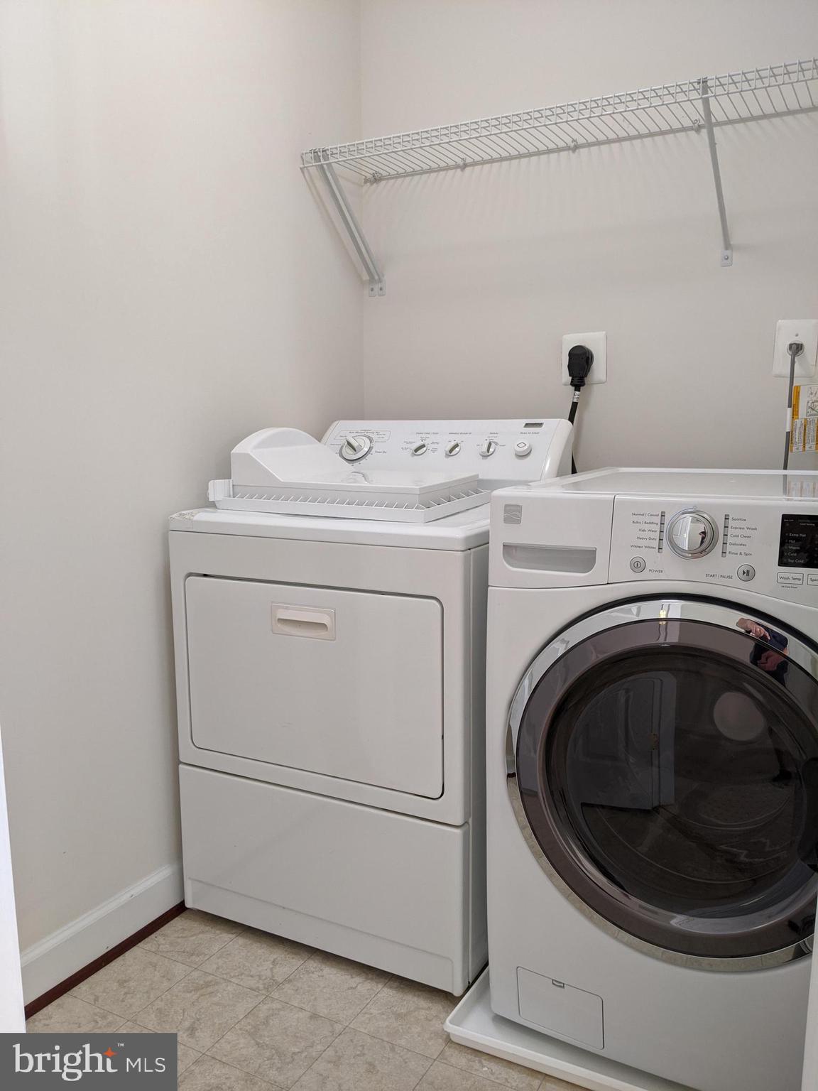 LAUREL HIGHLANDS - Residential Lease