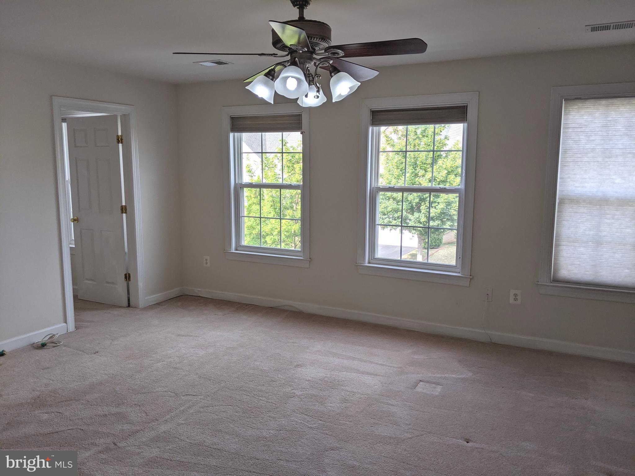 LAUREL HIGHLANDS - Residential Lease