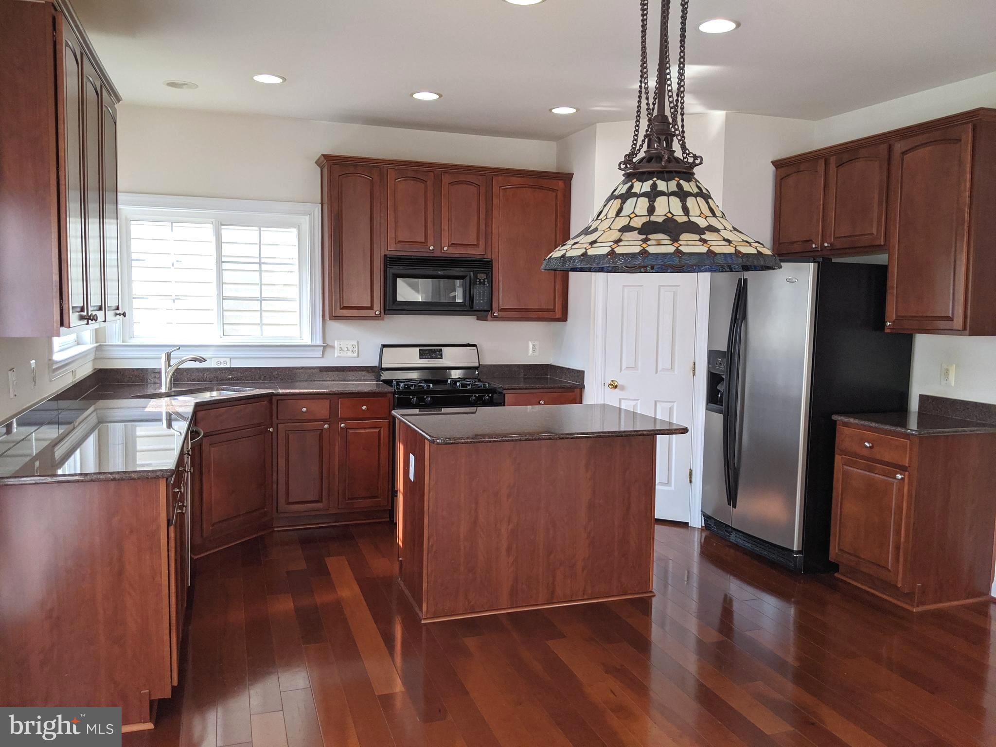 LAUREL HIGHLANDS - Residential Lease