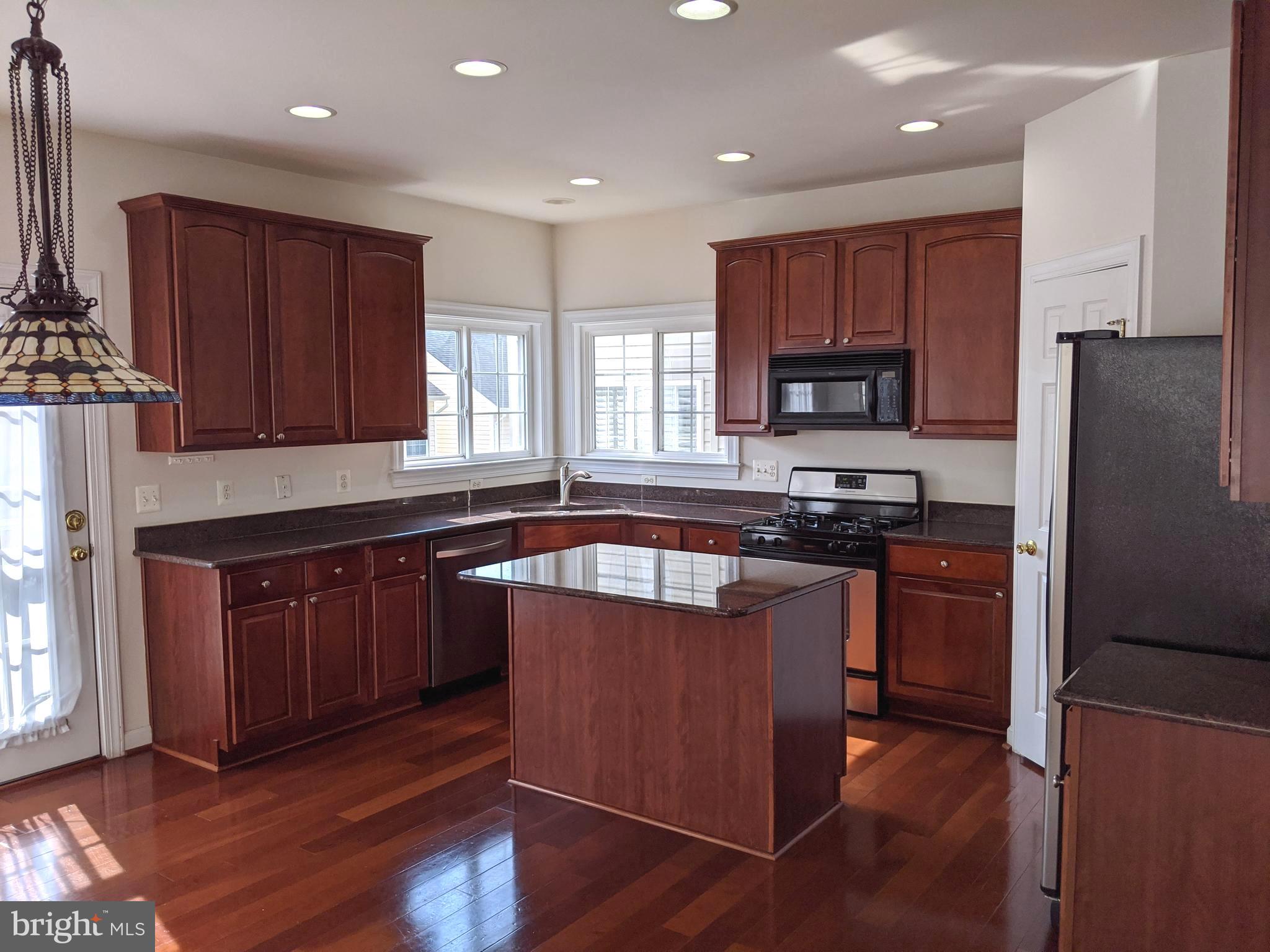 LAUREL HIGHLANDS - Residential Lease