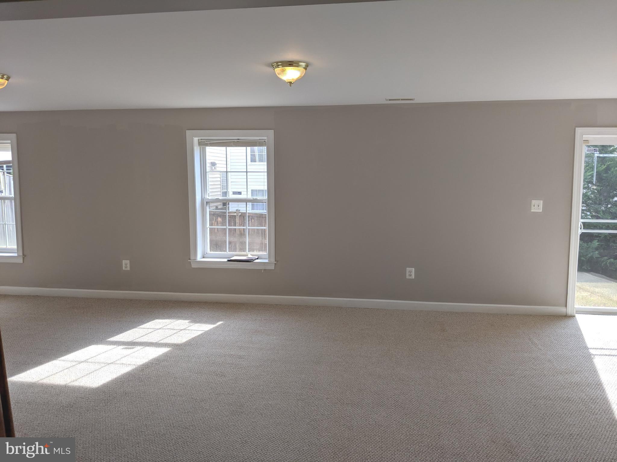 LAUREL HIGHLANDS - Residential Lease