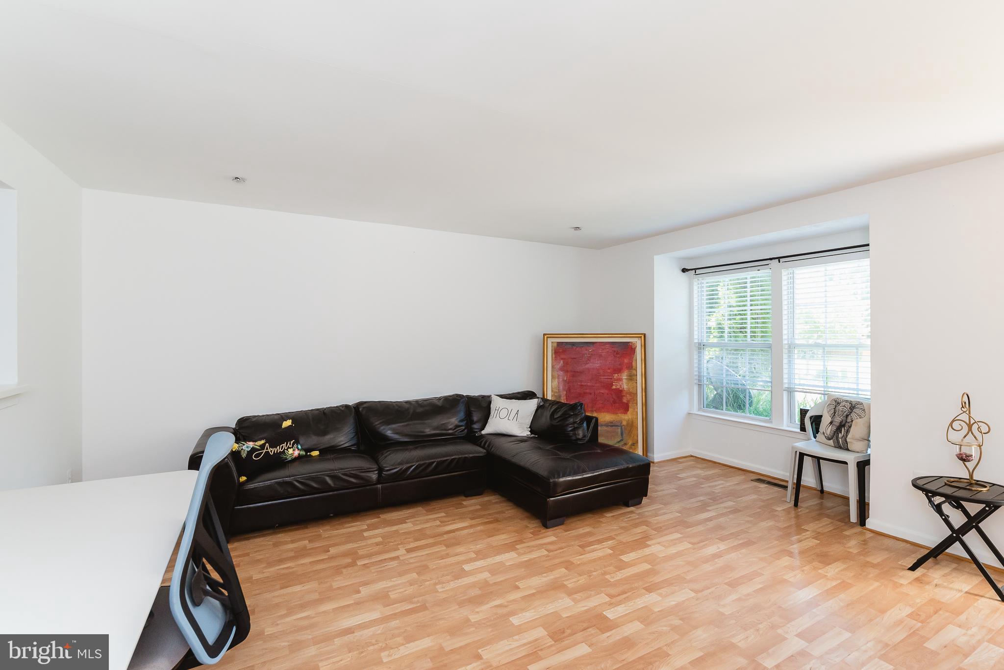 SENECA POINTE - Residential