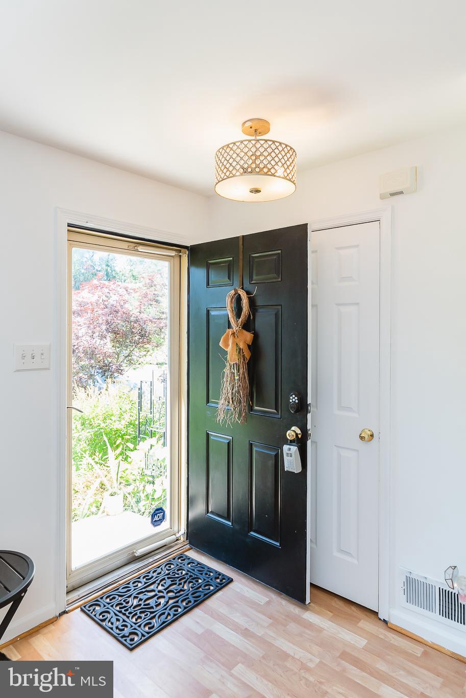 SENECA POINTE - Residential