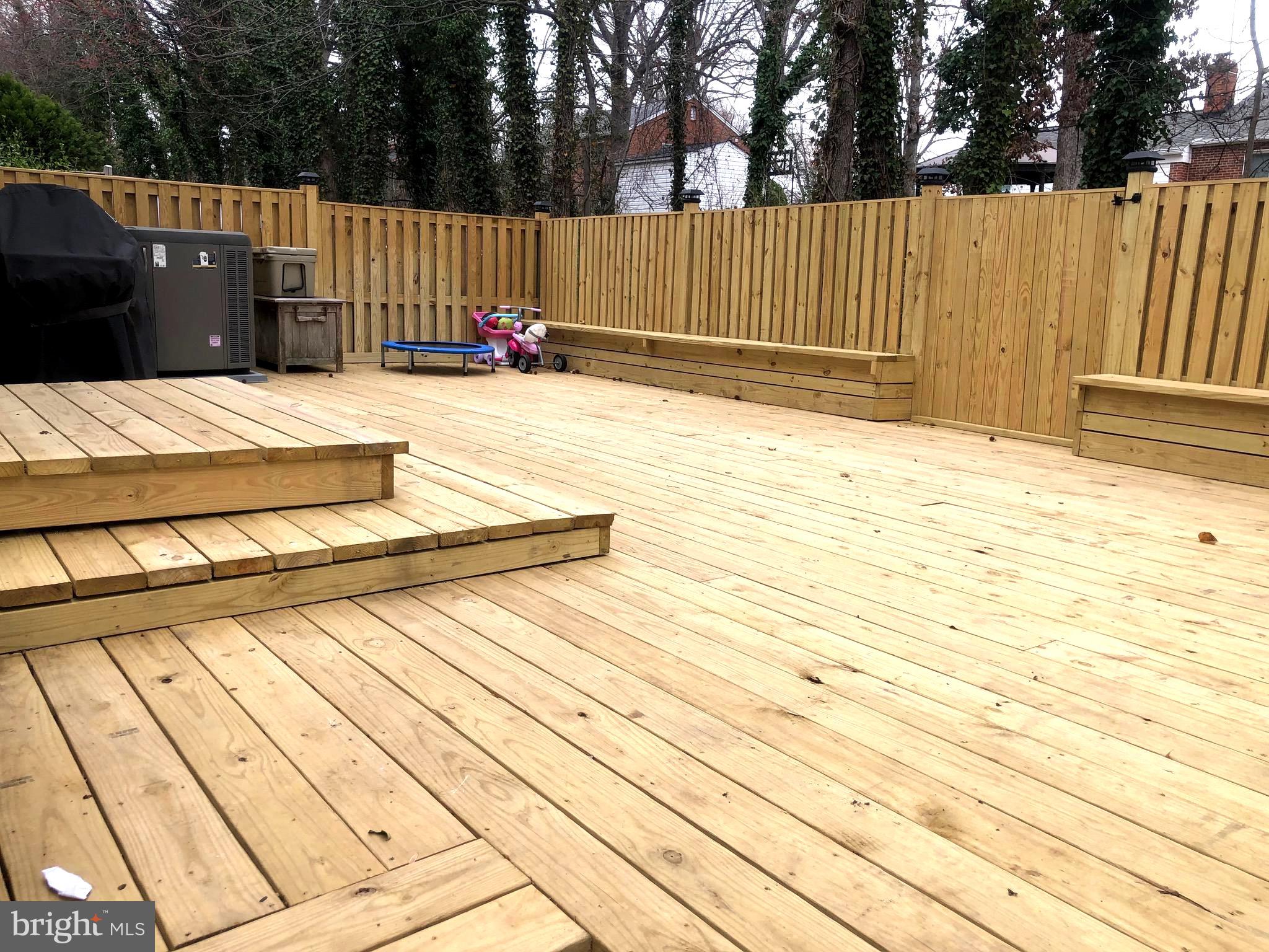 WOODFIELD ESTATES - Residential