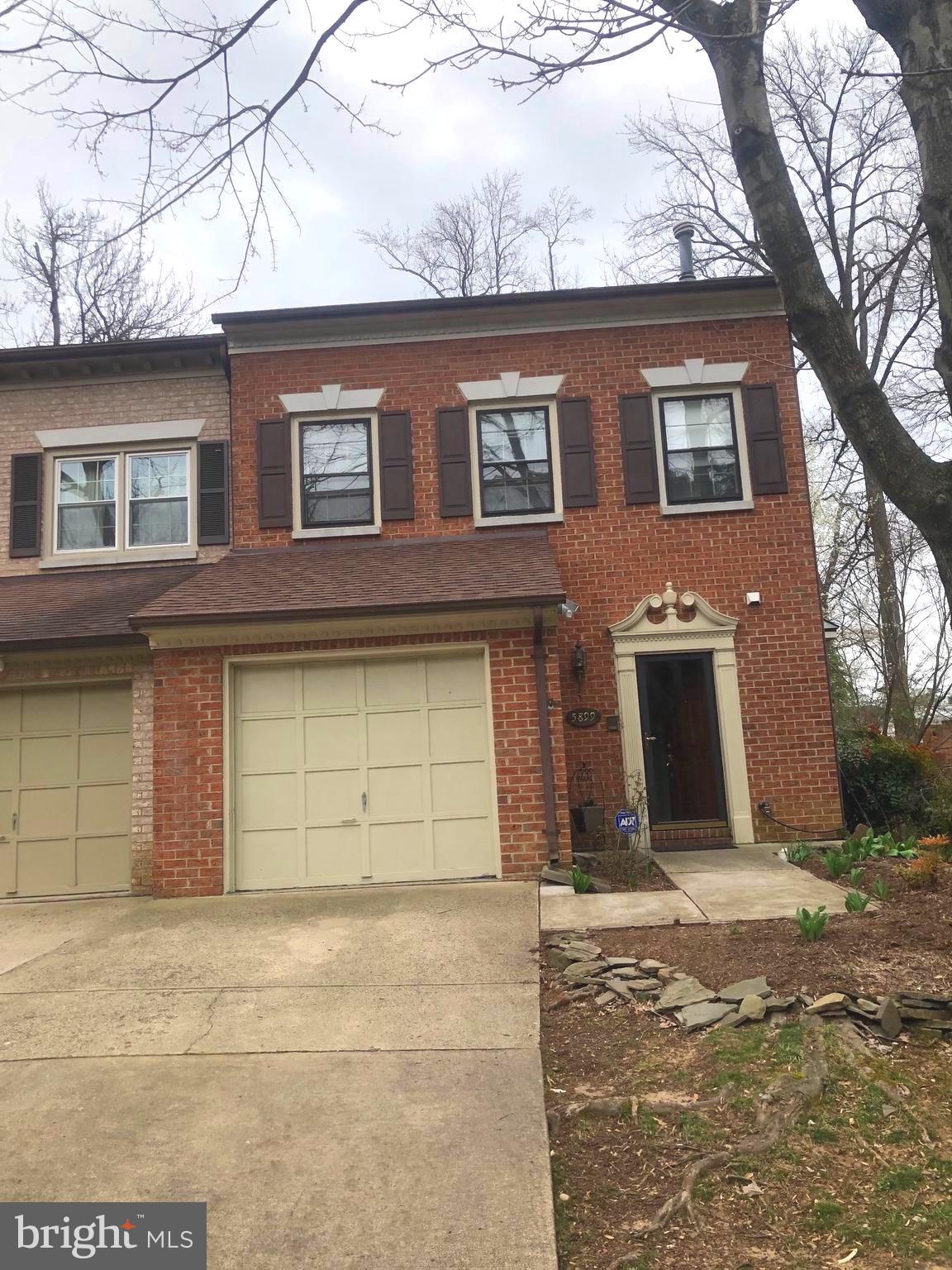 WOODFIELD ESTATES - Residential