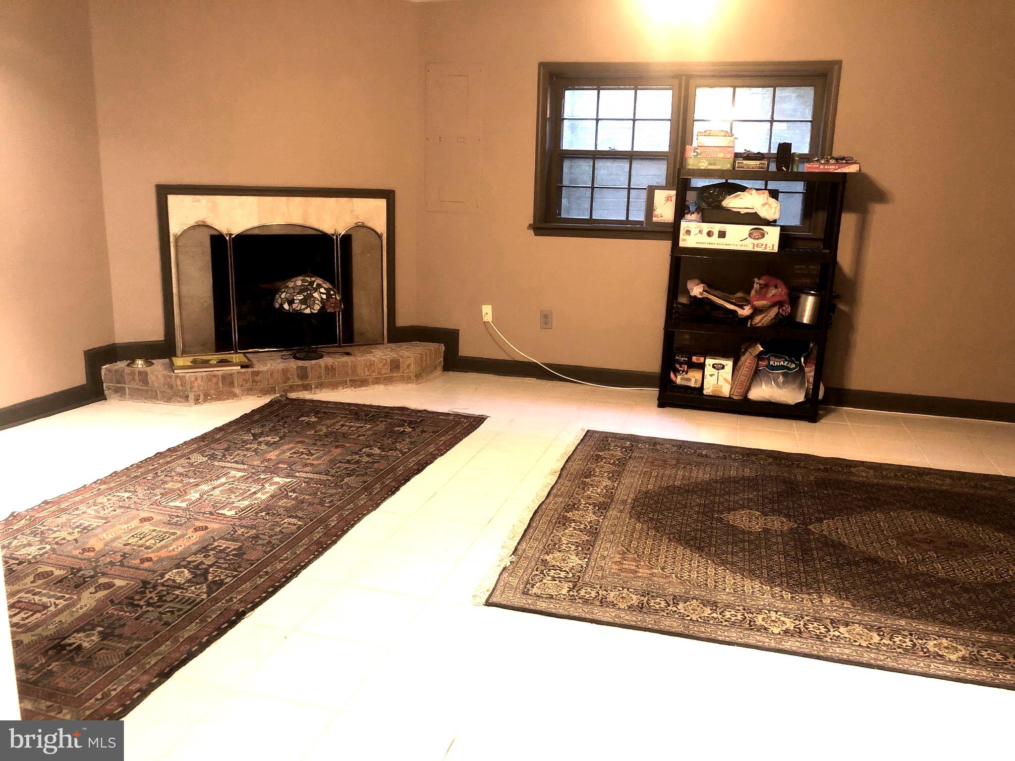 WOODFIELD ESTATES - Residential