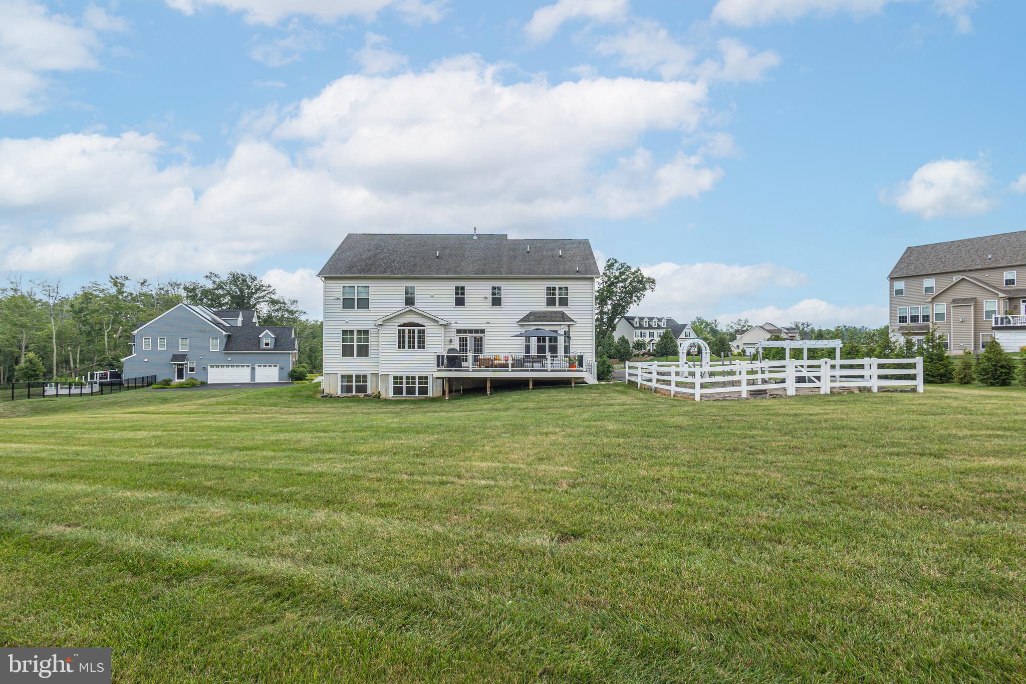 OWLS NEST FARM - Residential