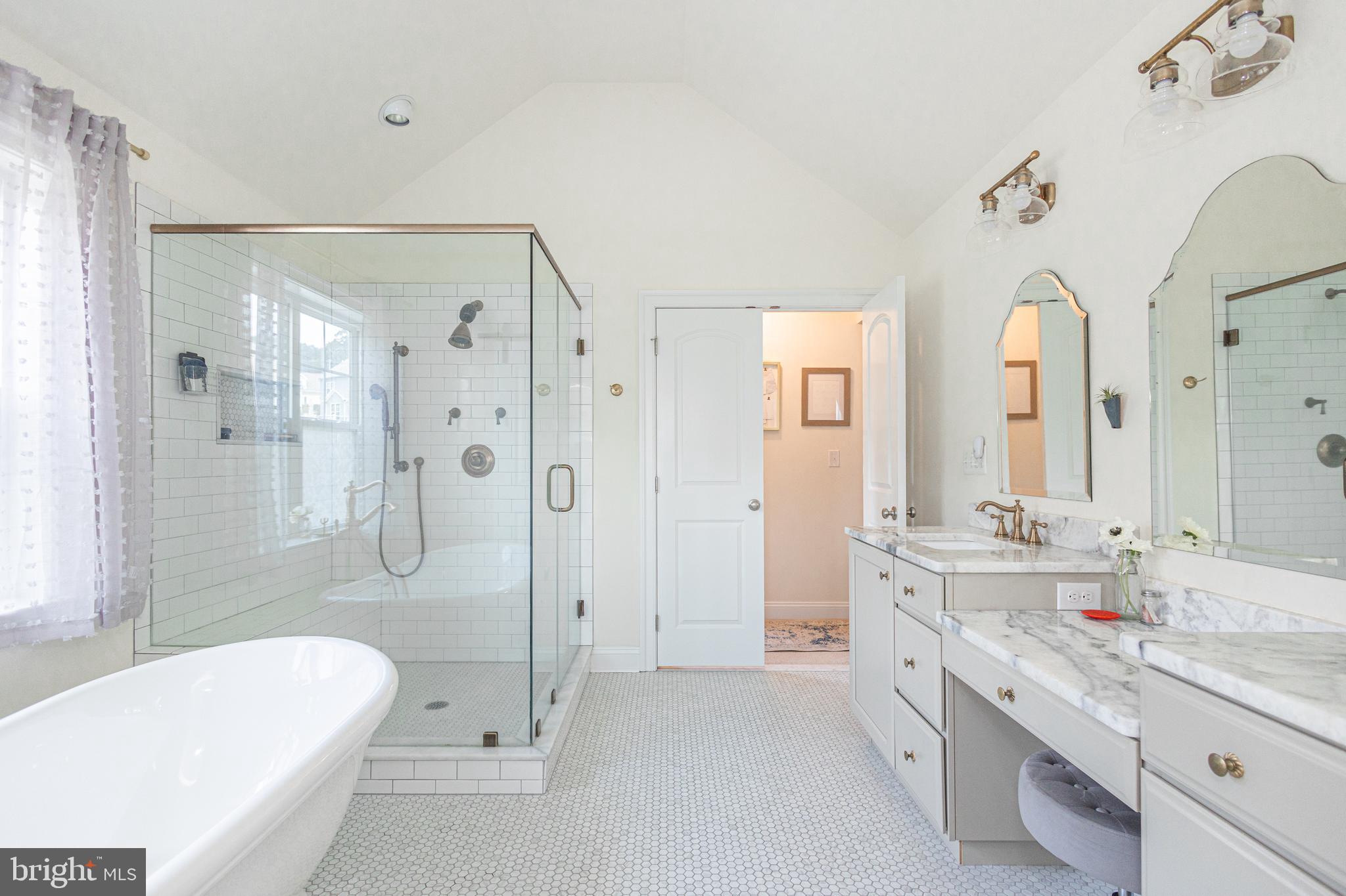 OWLS NEST FARM - Residential