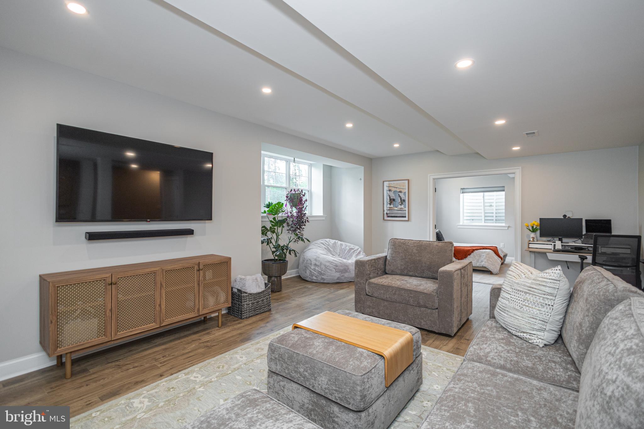 OWLS NEST FARM - Residential